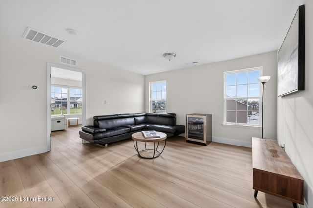 11946 Cascade Falls Trail, Louisville, KY 40229