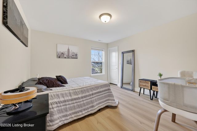 11946 Cascade Falls Trail, Louisville, KY 40229