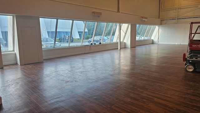 244 Liberty St Sat 7-9, Brockton, MA 02301