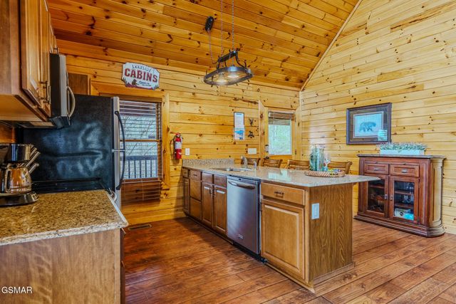 1038 Willard Way, Sevierville, TN 37876