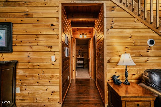 1038 Willard Way, Sevierville, TN 37876