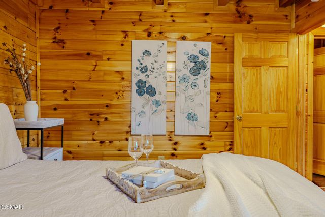 1038 Willard Way, Sevierville, TN 37876