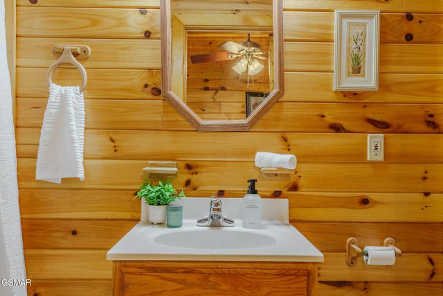 1038 Willard Way, Sevierville, TN 37876