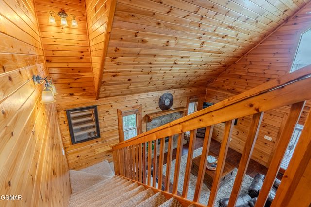 1038 Willard Way, Sevierville, TN 37876