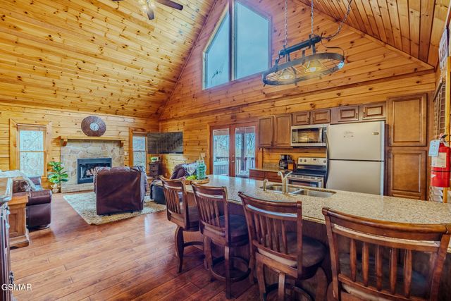 1038 Willard Way, Sevierville, TN 37876