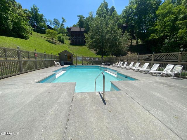 1038 Willard Way, Sevierville, TN 37876