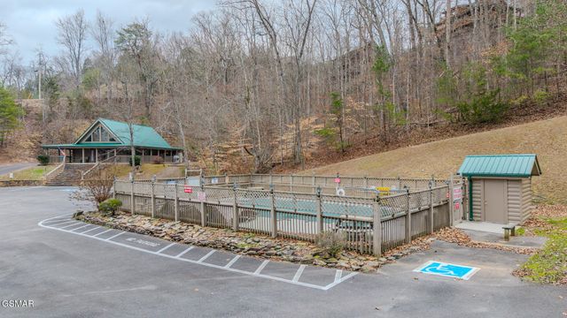 1038 Willard Way, Sevierville, TN 37876