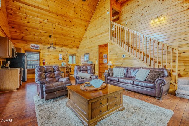 1038 Willard Way, Sevierville, TN 37876