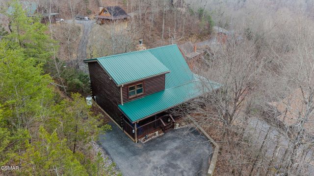 1038 Willard Way, Sevierville, TN 37876