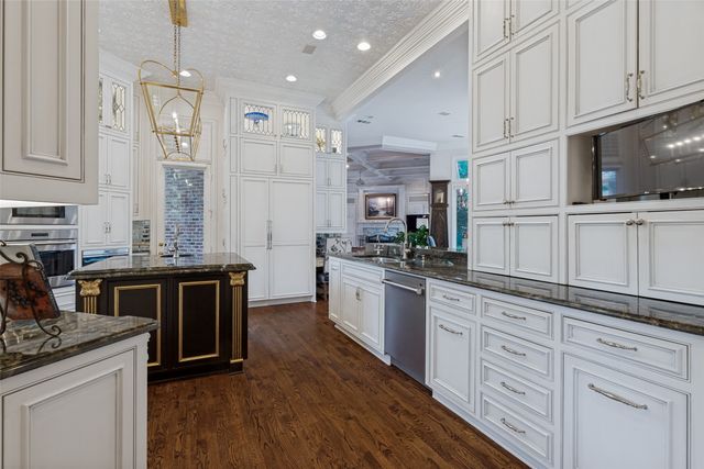 5716 Broken Wood Court, Plano, TX 75093