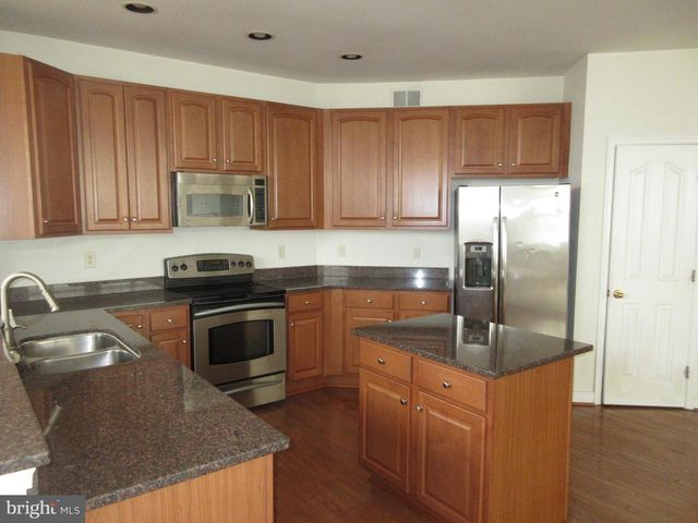 7604 PINEWILD RD, Seven Valleys, PA 17360