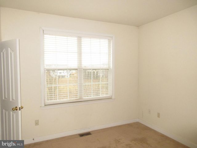 7604 PINEWILD RD, Seven Valleys, PA 17360