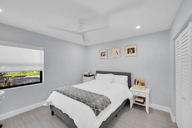 12870 Briarlake Drive 201, Palm Beach Gardens, FL 33418