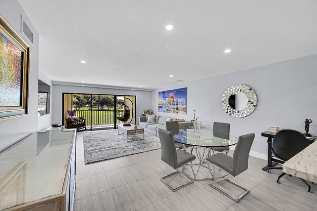 12870 Briarlake Drive 201, Palm Beach Gardens, FL 33418