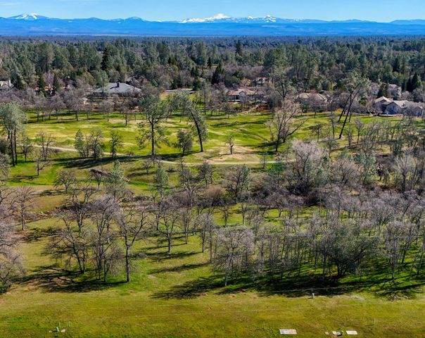 13231 Alicia Parkway, Redding, CA 96003