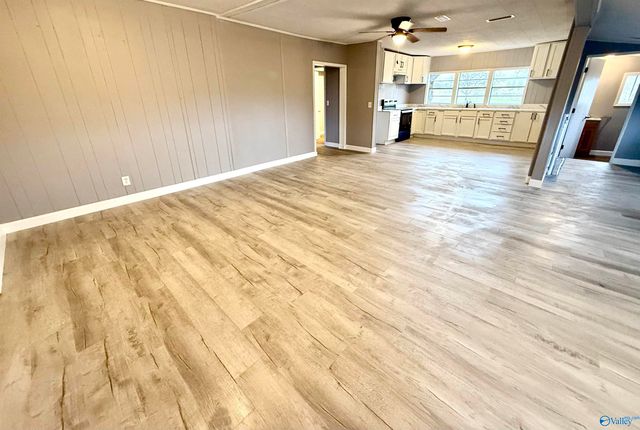 53 County Road 459, Crossville, AL 35962