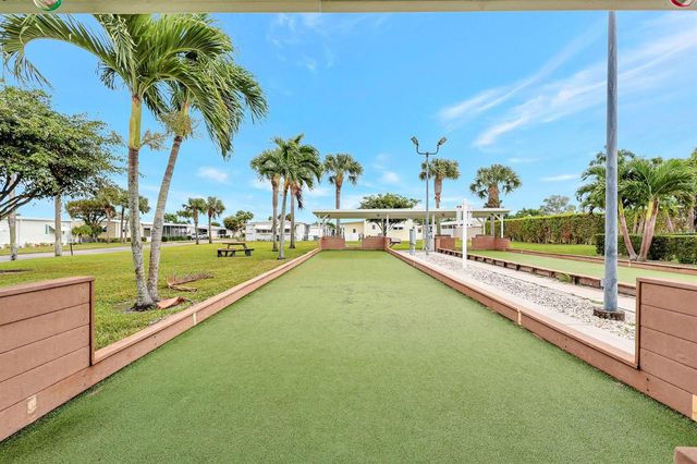 14001 Kingston Bay, Boynton Beach, FL 33436