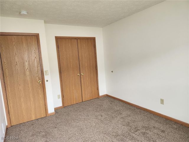 2831 Benford Lane, Youngstown, OH 44505