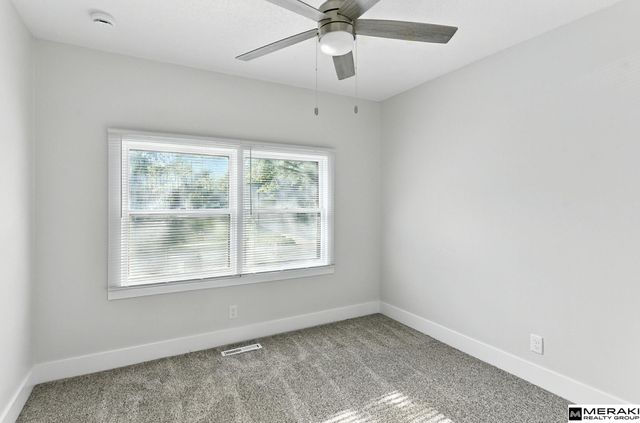 1031 Cobblestone Drive, Lincoln, NE 68510