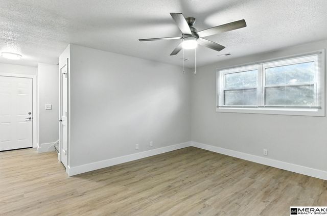 1031 Cobblestone Drive, Lincoln, NE 68510