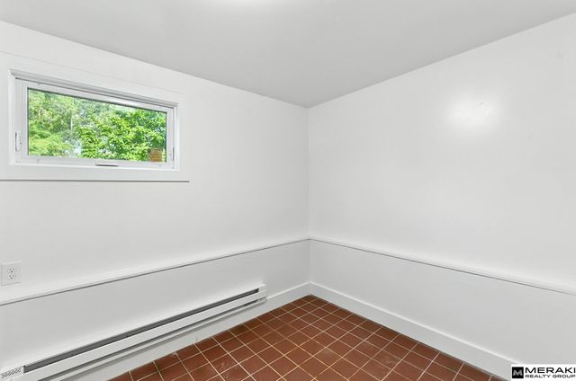 1031 Cobblestone Drive, Lincoln, NE 68510