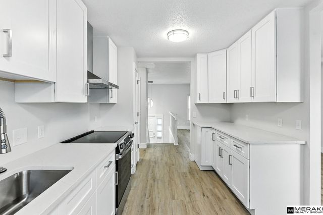 1031 Cobblestone Drive, Lincoln, NE 68510