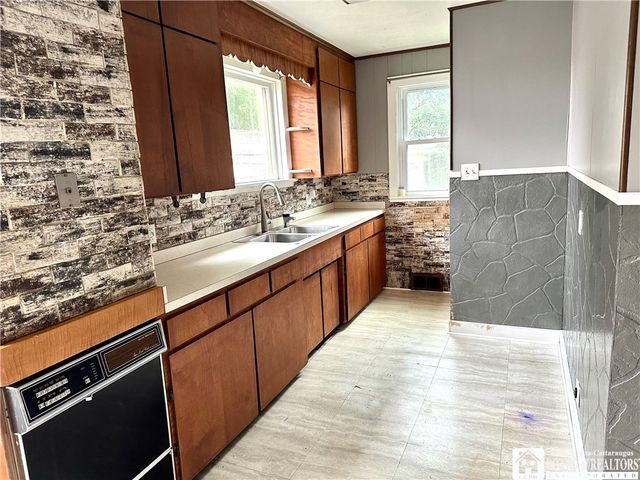 121 South 17th Street, Olean, NY 14760