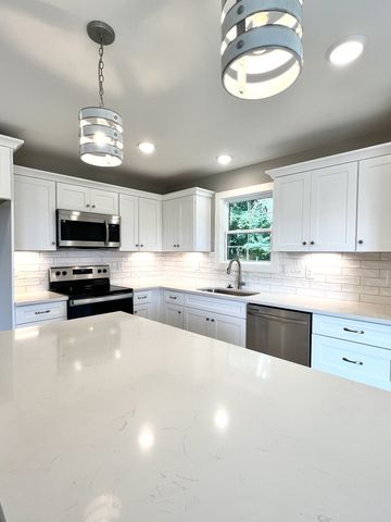 713 Hollie Way, Lebanon, TN 37090