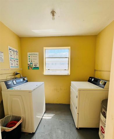 600 NE 25th St PHE 74, Miami, FL 33137