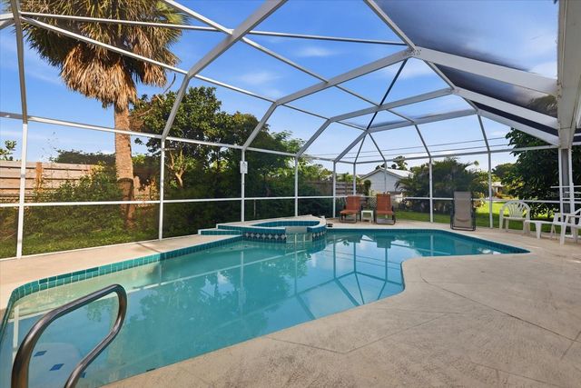 134 PADDINGTON ROAD, Venice, FL 34293