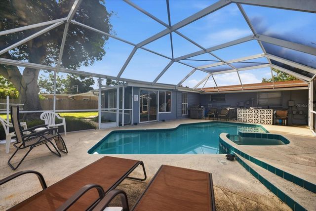 134 PADDINGTON ROAD, Venice, FL 34293