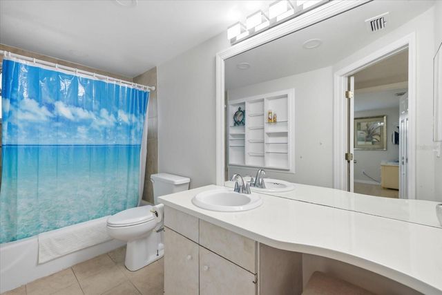 134 PADDINGTON ROAD, Venice, FL 34293