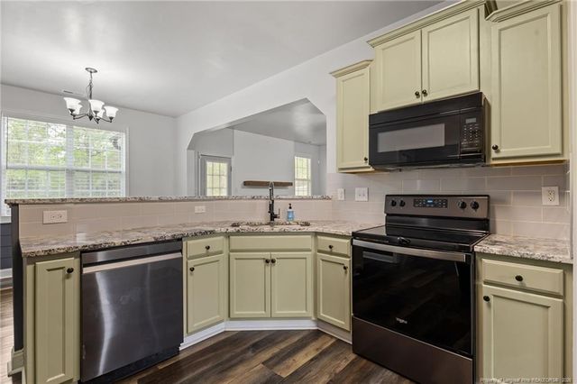 4404 Jockey Whip Lane, Parkton, NC 28371