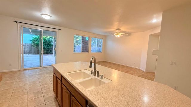 190 Belfont Cir, Sacramento, CA 95835