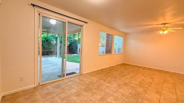190 Belfont Cir, Sacramento, CA 95835