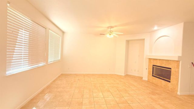 190 Belfont Cir, Sacramento, CA 95835