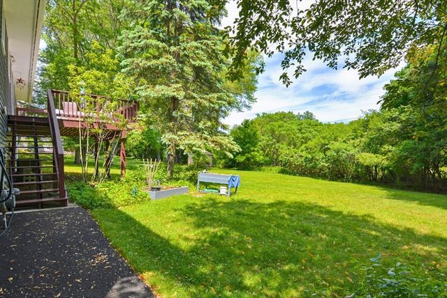 19 Glen Dr, Peabody, MA 01960