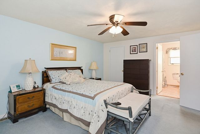 19 Glen Dr, Peabody, MA 01960