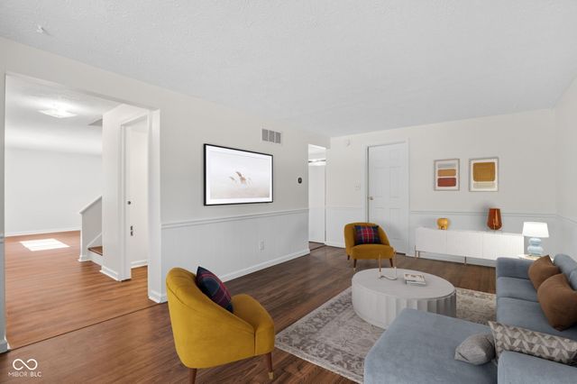 9222 Allisonwood Drive, Indianapolis, IN 46250