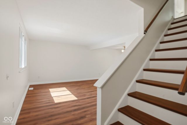 9222 Allisonwood Drive, Indianapolis, IN 46250