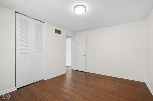 9222 Allisonwood Drive, Indianapolis, IN 46250