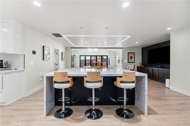 10621 Pico Vista, Downey, CA 90241