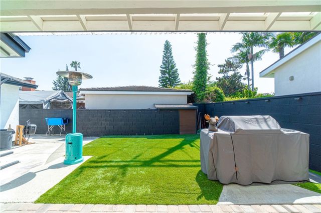 10621 Pico Vista, Downey, CA 90241