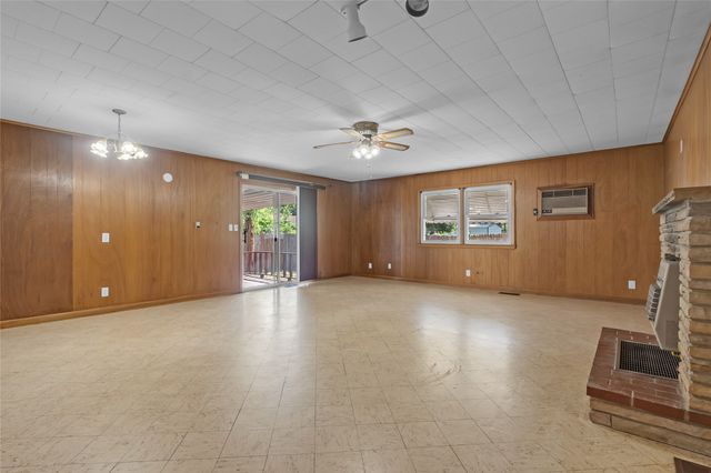 339 S 91st East Avenue, Tulsa, OK 74112