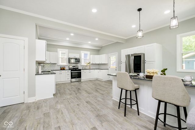 408 W 11th Street, Anderson, IN 46016