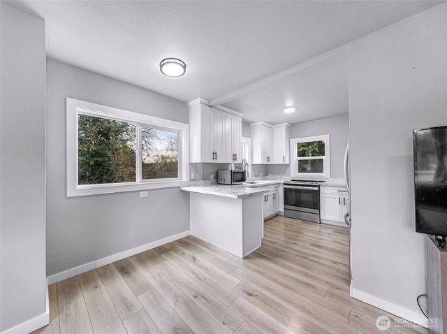 222 W Marilyn Avenue, Everett, WA 98204