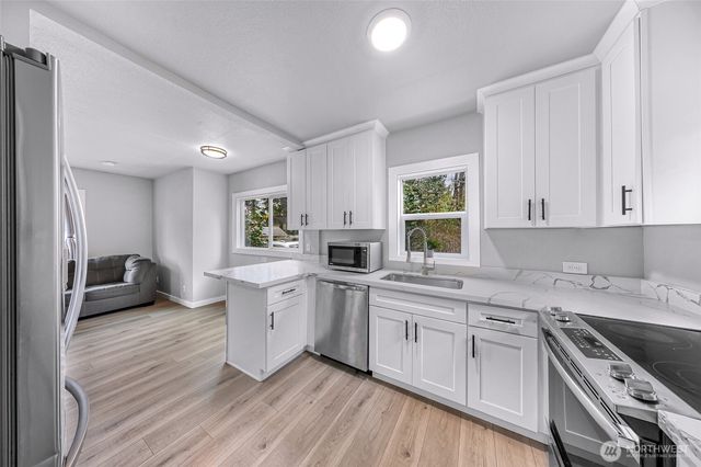 222 W Marilyn Avenue, Everett, WA 98204