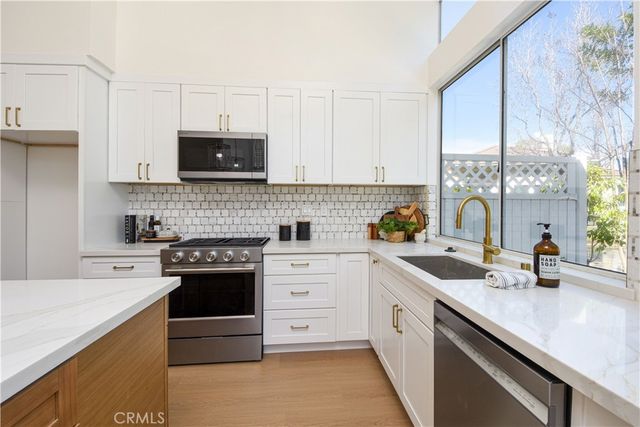 38749 Muirfield Drive, Murrieta, CA 92562