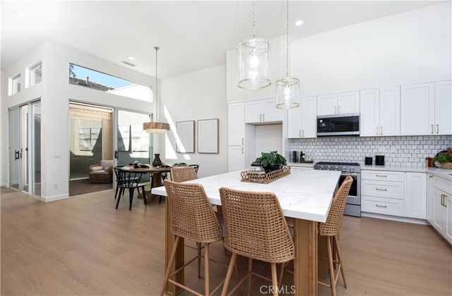 38749 Muirfield Drive, Murrieta, CA 92562