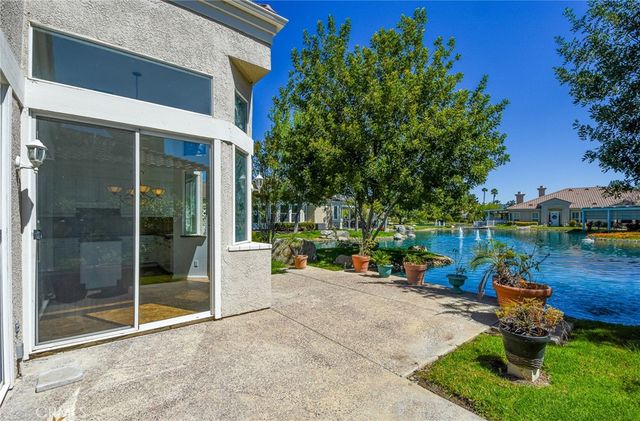 38749 Muirfield Drive, Murrieta, CA 92562